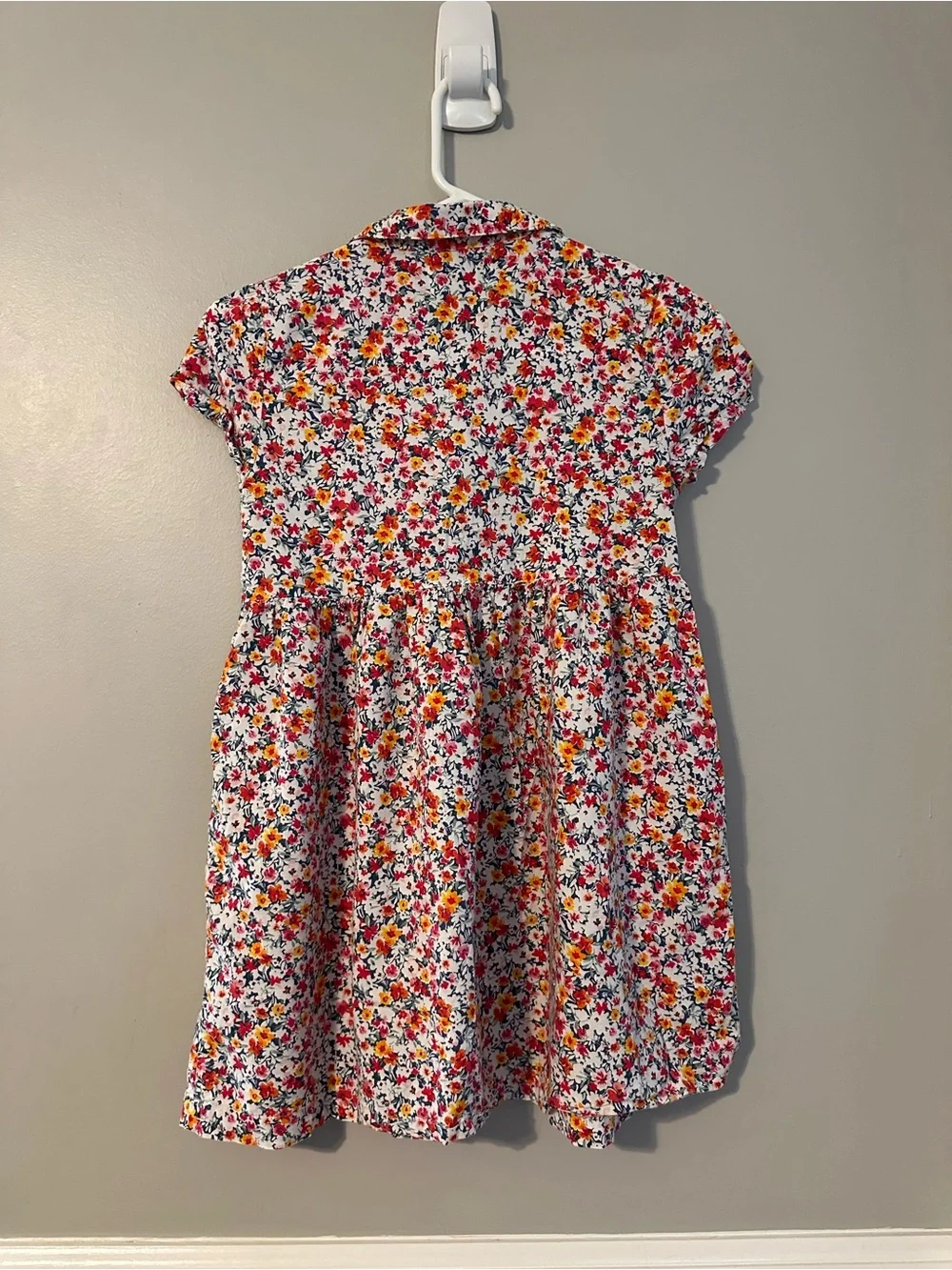 Old Navy Button DownFloral Dress with Pockets size 8